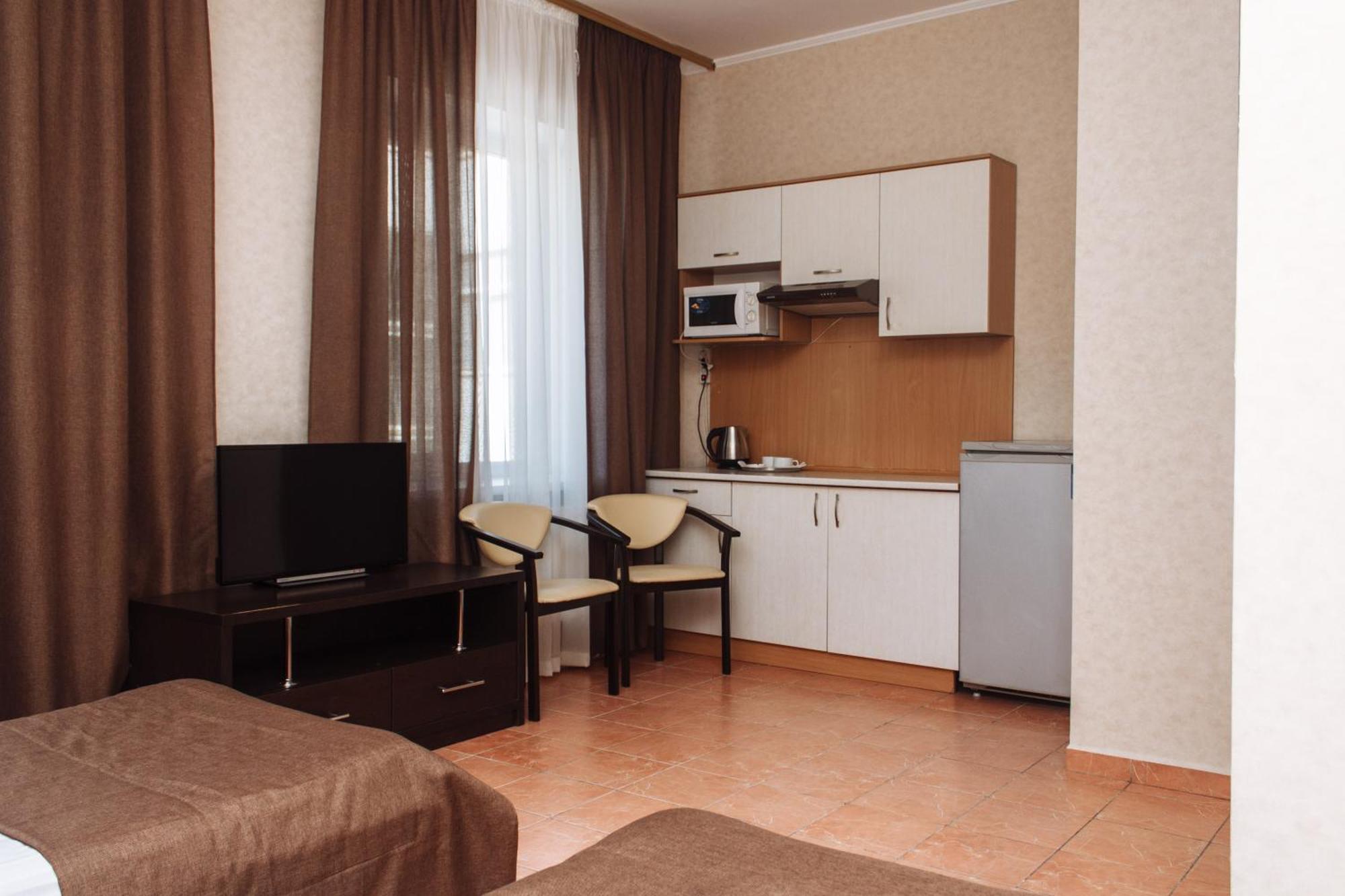 Hotel Verhovina Kiev Luaran gambar